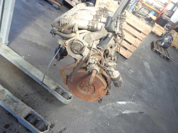 MOTEUR CITROEN / PEUGEOT ESSENCE - Vue 3